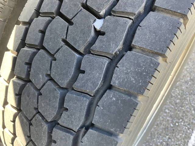 日野レンジャー汚泥吸引車増トン（6t・8t）[写真17]