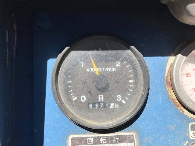 日野レンジャー汚泥吸引車増トン（6t・8t）[写真19]