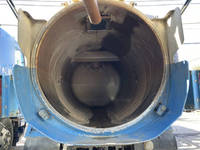 日野レンジャー汚泥吸引車増トン（6t・8t）[写真05]