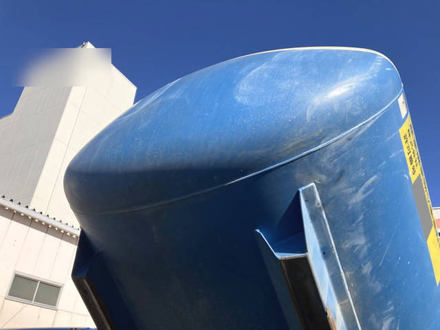 日野レンジャー汚泥吸引車増トン（6t・8t）[写真09]