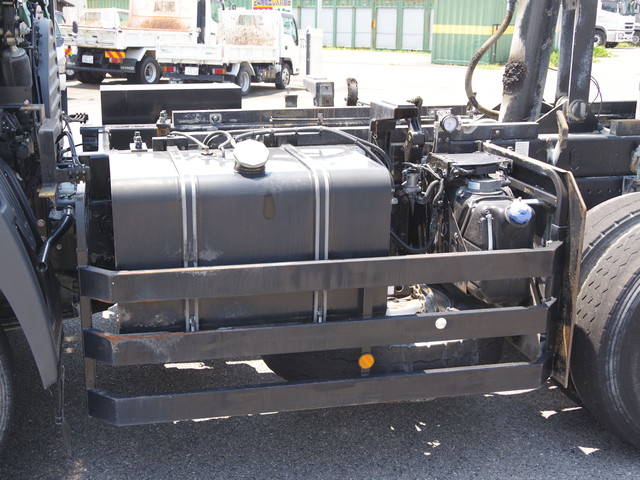 日野プロフィアダンプ大型（10t）[写真15]