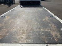 三菱ふそうキャンター平ボディ小型（2t・3t）[写真13]