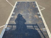 三菱ふそうキャンター平ボディ小型（2t・3t）[写真14]