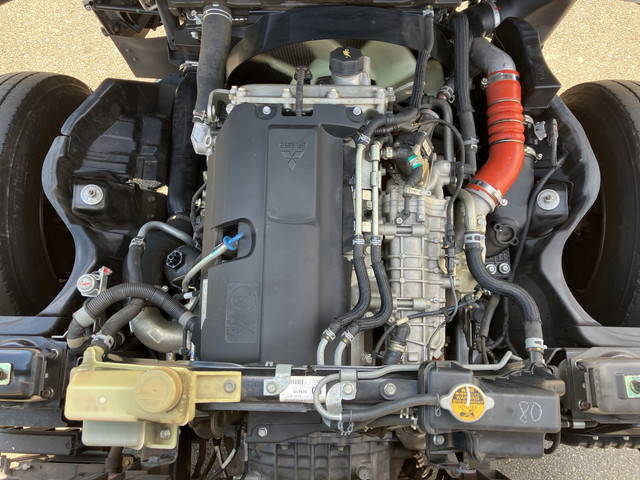 三菱ふそうキャンター平ボディ小型（2t・3t）[写真27]