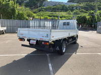 三菱ふそうキャンター平ボディ小型（2t・3t）[写真02]