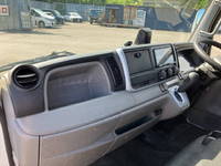 三菱ふそうキャンター平ボディ小型（2t・3t）[写真32]