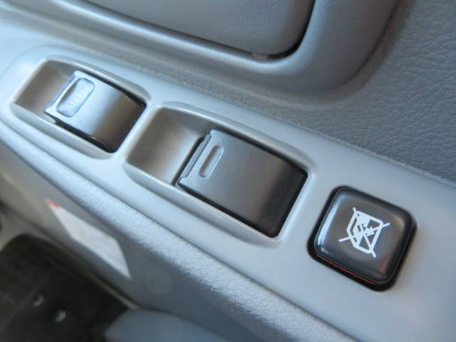 日野デュトロアルミバン小型（2t・3t）[写真29]