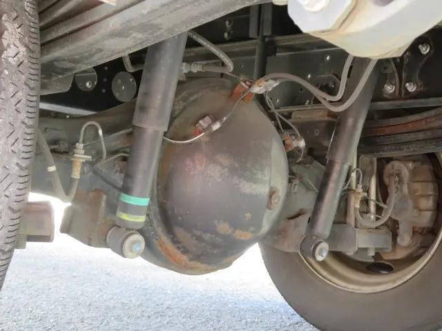 日野デュトロ冷蔵冷凍ウイング小型（2t・3t）[写真40]