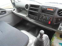 日野デュトロパッカー車（塵芥車）小型（2t・3t）[写真13]