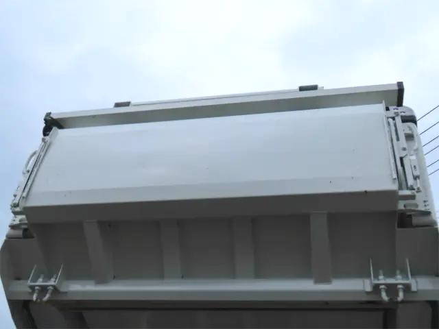 日野デュトロパッカー車（塵芥車）小型（2t・3t）[写真26]