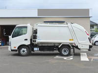 日野デュトロパッカー車（塵芥車）小型（2t・3t）[写真04]