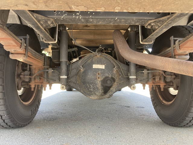 三菱ふそうキャンタークレーン4段小型（2t・3t）[写真26]