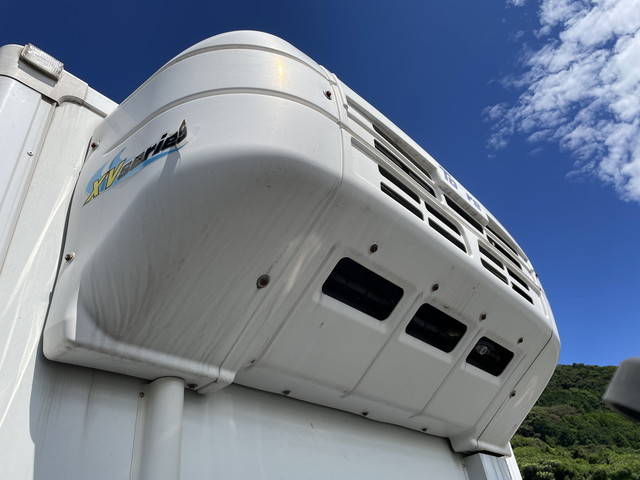 いすゞエルフ冷凍車（冷蔵車）小型（2t・3t）[写真16]