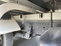 いすゞエルフ冷凍車（冷蔵車）小型（2t・3t）[写真27]