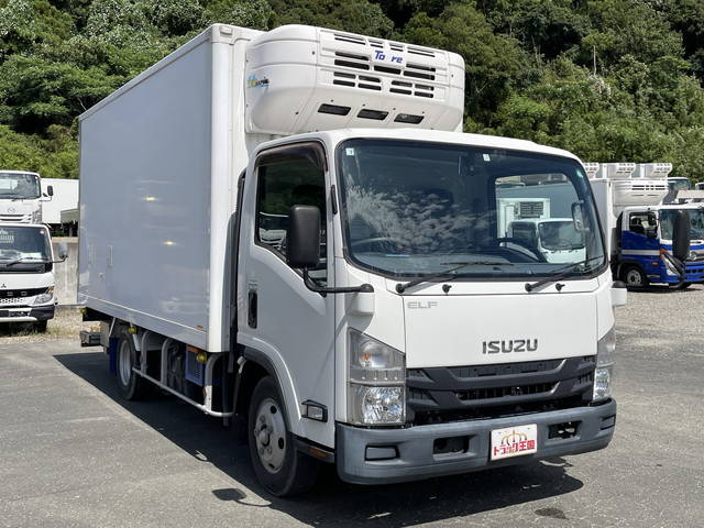 いすゞエルフ冷凍車（冷蔵車）小型（2t・3t）[写真03]