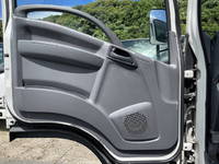 いすゞエルフ冷凍車（冷蔵車）小型（2t・3t）[写真32]