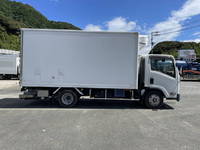 いすゞエルフ冷凍車（冷蔵車）小型（2t・3t）[写真07]