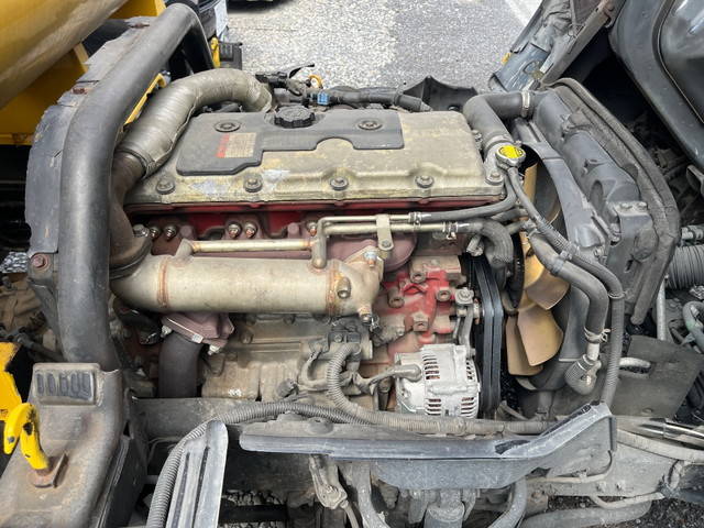 日野デュトロ汚泥吸引車小型（2t・3t）[写真16]