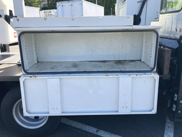 いすゞエルフ高所作業車小型（2t・3t）[写真18]