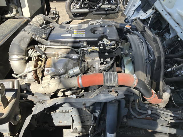 いすゞエルフ高所作業車小型（2t・3t）[写真26]