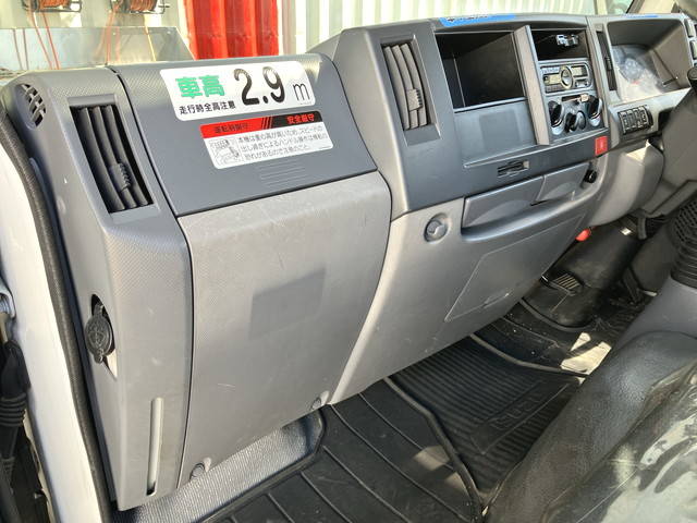 いすゞエルフ高所作業車小型（2t・3t）[写真31]