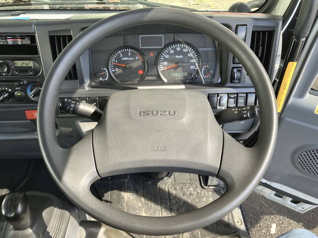 いすゞエルフ高所作業車小型（2t・3t）[写真37]