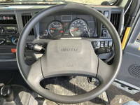 いすゞエルフ高所作業車小型（2t・3t）[写真38]