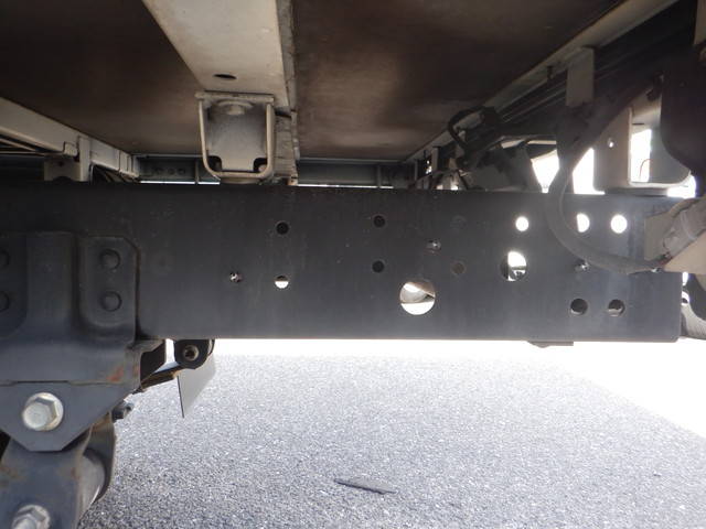 日野デュトロ平ボディ小型（2t・3t）[写真12]