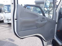 日野デュトロ平ボディ小型（2t・3t）[写真24]