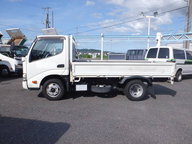 日野デュトロ平ボディ小型（2t・3t）[写真04]
