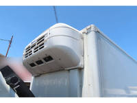 いすゞエルフ冷凍車（冷蔵車）小型（2t・3t）[写真13]