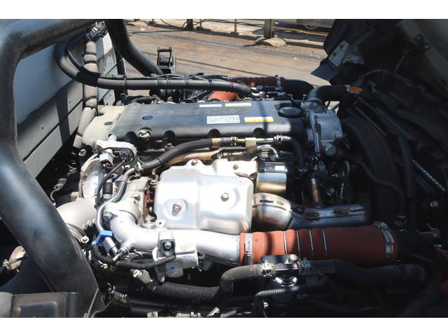 いすゞエルフ冷凍車（冷蔵車）小型（2t・3t）[写真23]