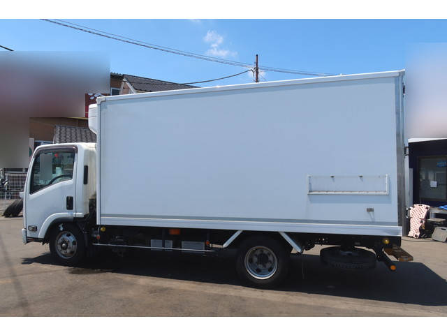 いすゞエルフ冷凍車（冷蔵車）小型（2t・3t）[写真03]