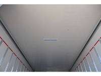 いすゞエルフ冷凍車（冷蔵車）小型（2t・3t）[写真08]