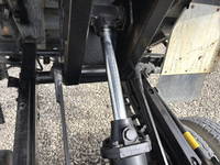 いすゞエルフダンプ小型（2t・3t）[写真16]