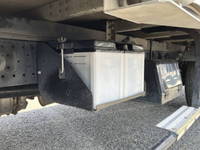 いすゞエルフアルミバン小型（2t・3t）[写真20]