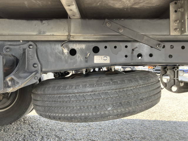 いすゞエルフアルミバン小型（2t・3t）[写真21]