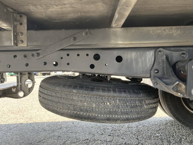 いすゞエルフアルミバン小型（2t・3t）[写真22]