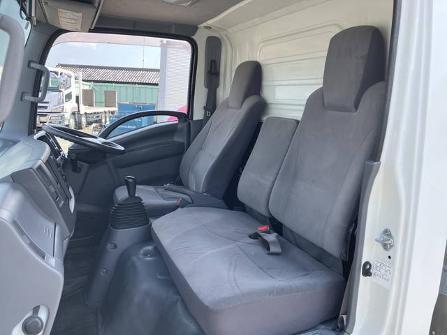 いすゞエルフアルミバン小型（2t・3t）[写真33]