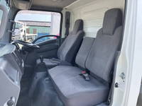 いすゞエルフアルミバン小型（2t・3t）[写真33]