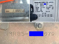 いすゞエルフアルミバン小型（2t・3t）[写真40]