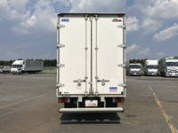 いすゞエルフアルミバン小型（2t・3t）[写真09]