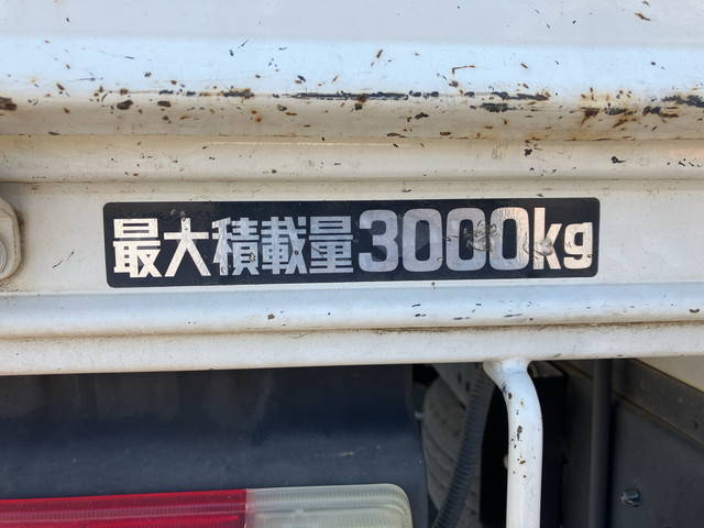 日野デュトロ平ボディ小型（2t・3t）[写真16]