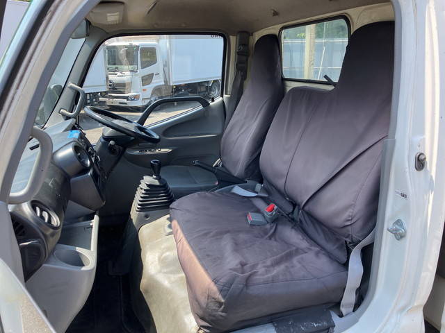 日野デュトロ平ボディ小型（2t・3t）[写真34]