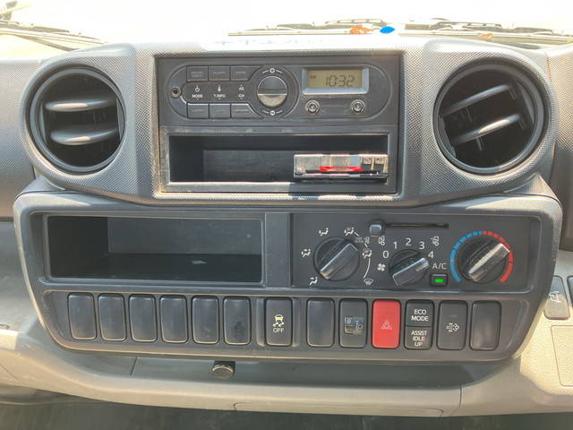 日野デュトロ平ボディ小型（2t・3t）[写真39]