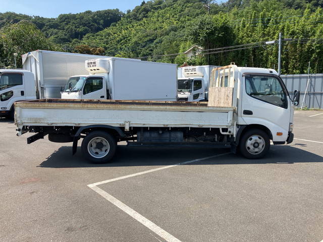 日野デュトロ平ボディ小型（2t・3t）[写真06]