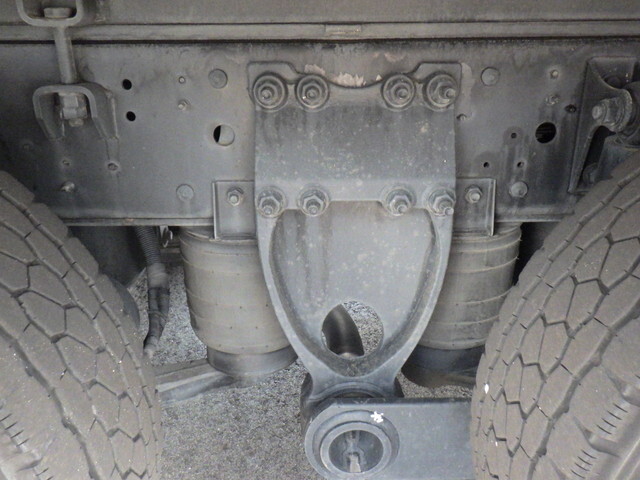 日野プロフィア幌ウイング大型（10t）[写真24]