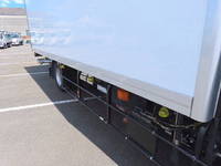 いすゞフォワード冷凍車（冷蔵車）中型（4t）[写真38]