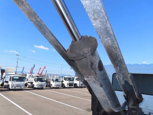 三菱ふそうスーパーグレートダンプ大型（10t）[写真18]