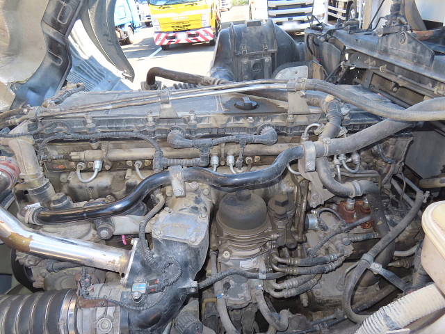 三菱ふそうスーパーグレートダンプ大型（10t）[写真29]